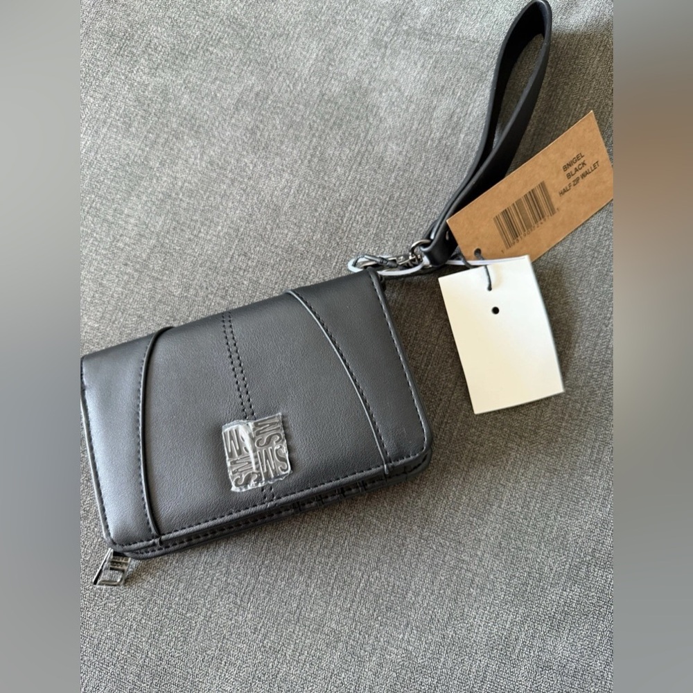 Steve Madden Gray Wristlet with Strap